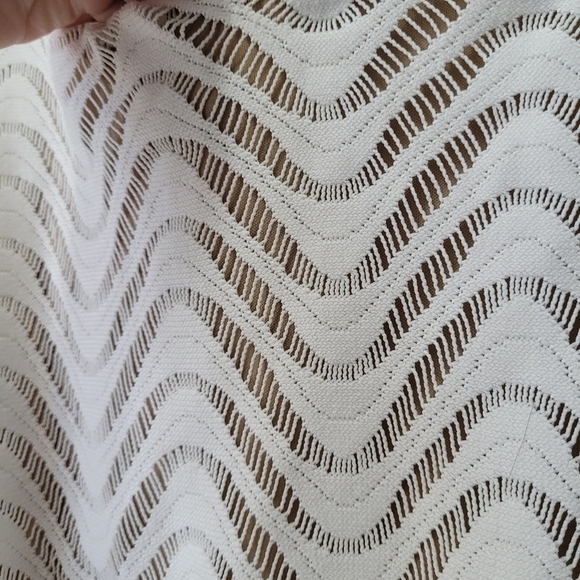 Emma & Michele Small creamy white wide leg crochet jumpsuit romper one-piece - Picture 9 of 16